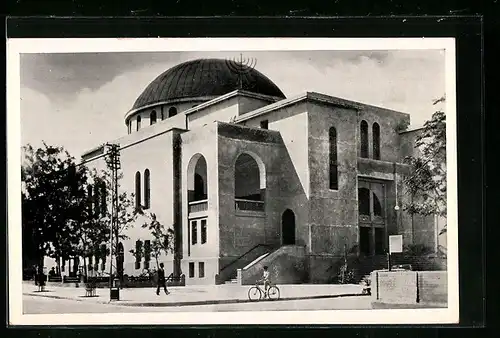AK Tel-Aviv, The large synagogue