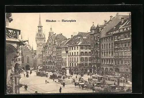 AK München, Strassenbahn auf dem Marienplatz
