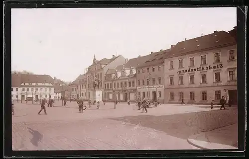 Fotografie Brück & Sohn Meissen, Ansicht Döbeln i. Sa., Partie am Niedermarkt, Hotel Stadt Altenburg, Spiegelverkehrt