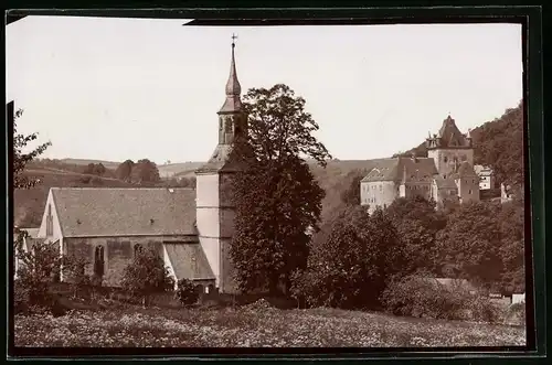 Fotografie Brück & Sohn Meissen, Ansicht Liebstadt i. Sa., Blick auf die Kirche und das Schloss Kuckuckstein