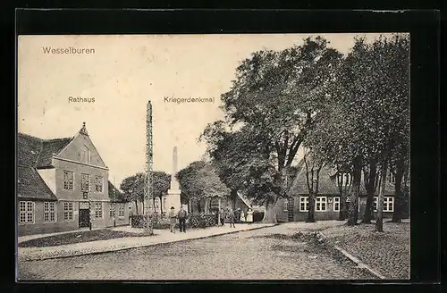 AK Wesselburen, Ortspartie mit Rathaus und Kriegerdenkmal