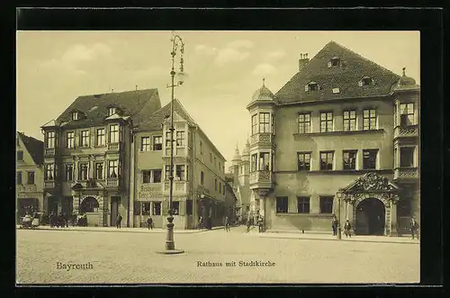 AK Bayreuth, Platz vor dem Rathaus mit Stadtkirche