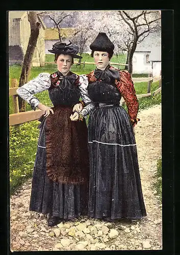 AK Junge Frauen in Bregenzerwälder Tracht