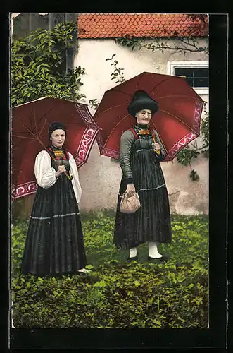 AK Frauen in Bregenzerwald Trachten