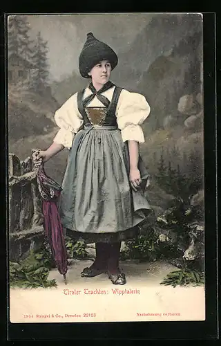 AK Wipptalerin in ihrer Tracht