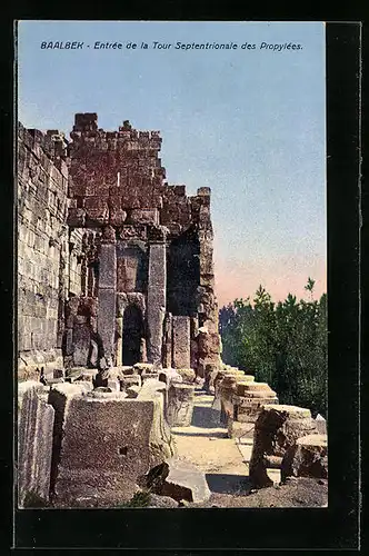 AK Baalbek, Entrée de la Tour Septentrionale des Propylées