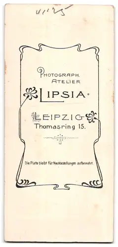 Fotografie Atelier Lipsia, Leipzig, Thomasring 15, Junge Dame in Bluse und Rock