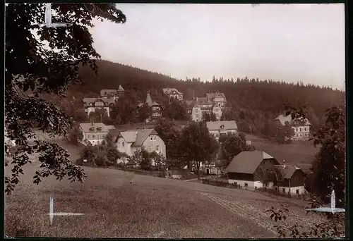 Fotografie Brück & Sohn Meissen, Ansicht Bärenfels i. Erzg., Blick in den Ort mit Villa Marie