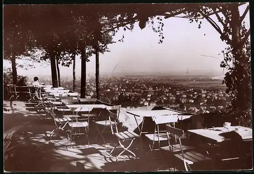 Fotografie Brück & Sohn Meissen, Ansicht Radebeul, Partie im Garten des Restaurant Friedensburg mit Blick zur Stadt