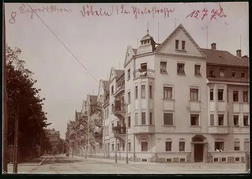 Fotografie Brück & Sohn Meissen, Ansicht Döbeln i. Sa., Thielestrasse mit Eckhaus