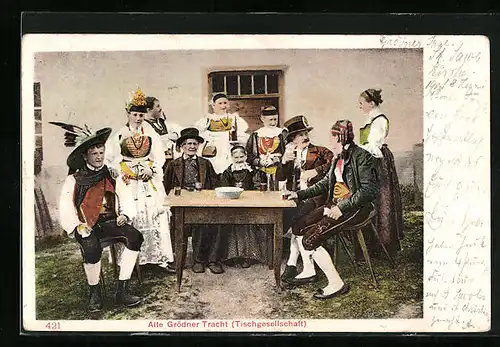 AK Tischgesellschaft in alter Grödner Tracht