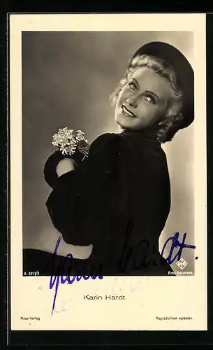AK Schauspielerin Karin Hardt über die Schulter blickend, mit original Autograph