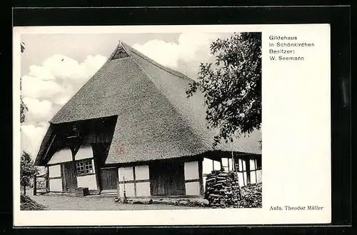 AK Schönkirchen, Gildehaus mit Reetdach, Besitzer W. Seemann