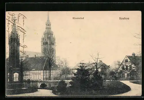 AK Itzehoe, Klosterhof mit Denkmal