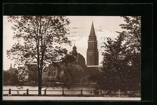 AK Kiel, Am kleinen Kiel mit Rathaus und Stadttheater