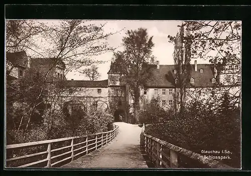 AK Glauchau i. Sa., Partie im Schlosspark