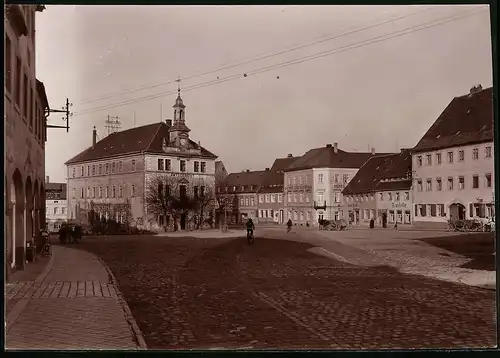 Fotografie Brück & Sohn Meissen, Ansicht Geithain i. Sa., Blick auf den Markt mit Hotel Stadt Altenburg, Amtsgericht