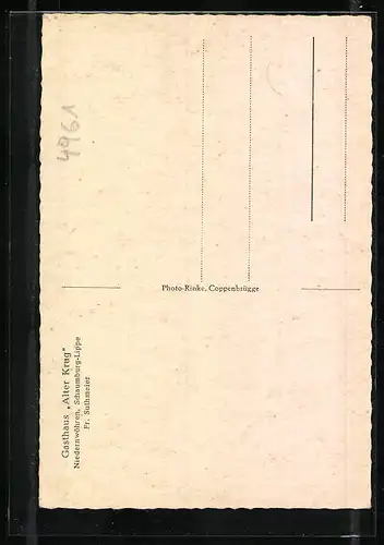 AK Niedernwöhren /Schaumburg-Lippe, Gasthaus Alter Krug, Strassenpartie mit Wohnhaus und am Kanal