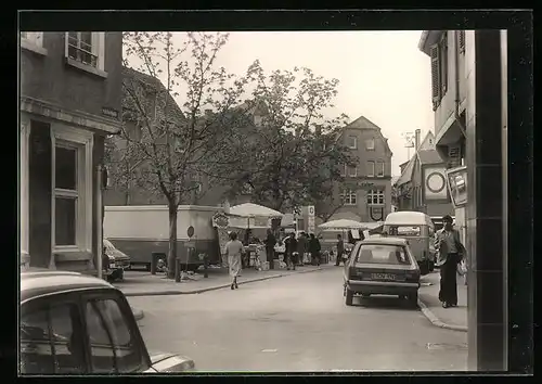 AK Bad Cannstatt, Strassenpartie mit Blick zum Markt