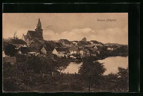 AK Waren (Müritz), Ortsansicht mit Kirche