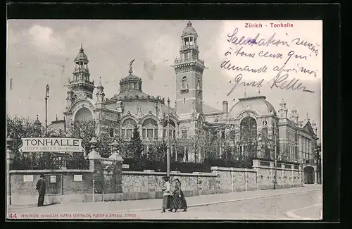 AK Zürich, Passanten vor der Tonhalle