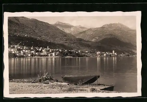 AK Locarno, Blick über den See zum Ort