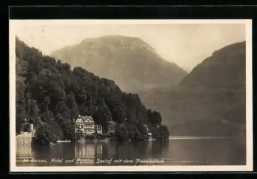 AK Gersau, Hotel und Pension Seehof mit dem Fronalpstock