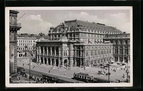 AK Wien, Strassenbahnverkehr vor dem Opernhaus