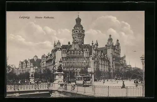 AK Leipzig, Strassenbahnverkehr vor dem Rathaus