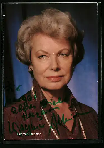 AK Schauspielerin Dagmar Altrichter mit ernster Miene, mit original Autograph