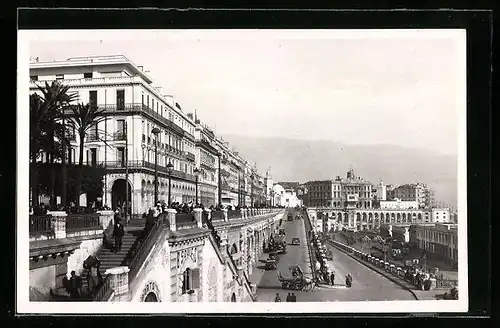 AK Alger, Perspective sur le boulevard de la République