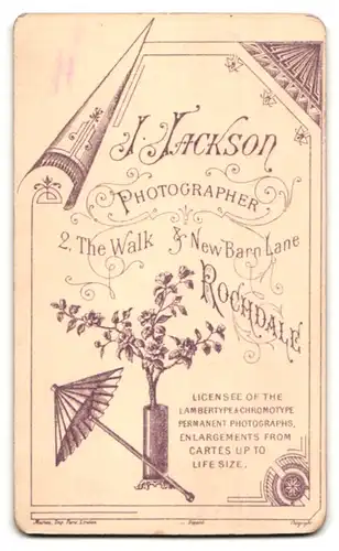 Fotografie J. Jackson, Rochdale, 2,4 & 6 The Walk, Portrait charmanter junger Mann im Jackett
