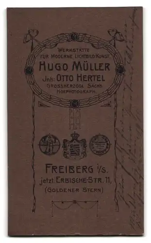 Fotografie Hugo Müller, Freiberg i. s., Erbische-Str. 11, Junge Dame in Spitzenbluse mit langem Rock