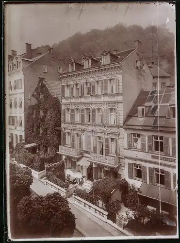 Fotografie Brück & Sohn Meissen, Ansicht Karlsbad, Hirschsprungzeile mit Haus Saxonia