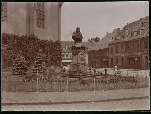 Fotografie Brück & Sohn Meissen, Ansicht Grossenhain, Kirchplatz mit Kaiser-Wilhelm-Denkmal