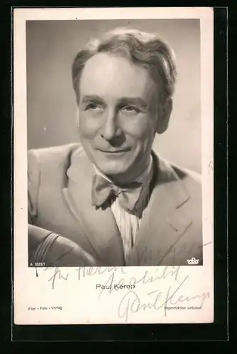 AK Schauspieler Paul Kemp mit freundlichem Blick, mit original Autograph