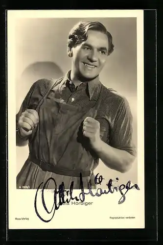AK Schauspieler Attila Hörbiger mit fröhlichem Lachen, mit original Autograph