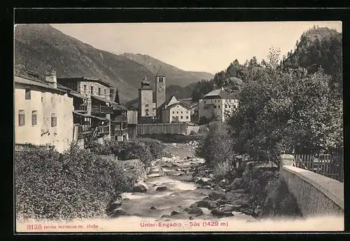 AK Süs, Gebirgsbach mit Blick auf den Ort