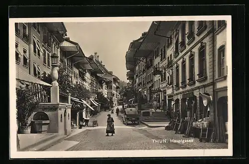 AK Thun, Passanten auf der Hauptgasse