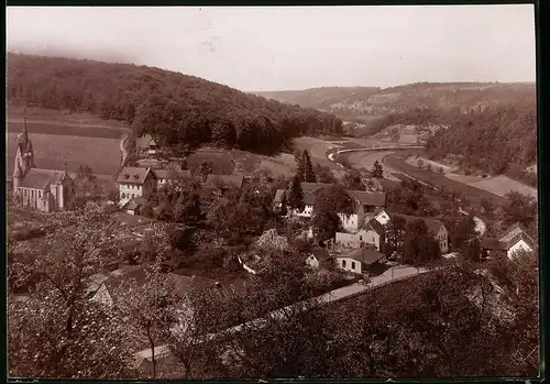 Fotografie Brück & Sohn Meissen, Ansicht Tautenburg i. Th., Blick auf den Ort mit Kirche