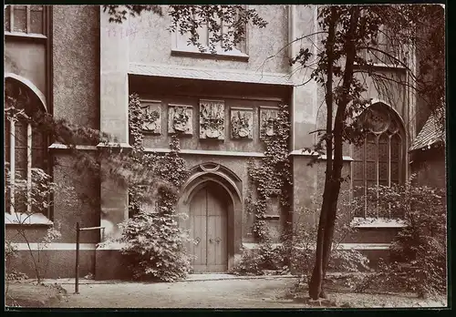 Fotografie Brück & Sohn Meissen, Ansicht Freiberg i. Sa., Blick auf das Portal am Dom