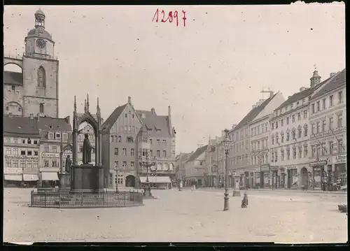 Fotografie Brück & Sohn Meissen, Ansicht Wittenberg, Marktplatz mit Denkmal, Juweliergeschäft & Ladengeschäften