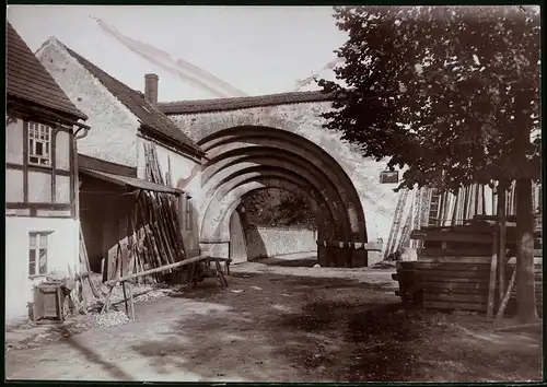 Fotografie Brück & Sohn Meissen, Ansicht Altzella, Stadttor mit Stadtmauer