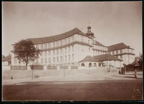 Fotografie Brück & Sohn Meissen, Ansicht Bautzen, Pestalozzischule, Schulhaus, Schule