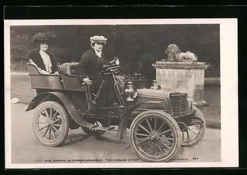 AK Schauspielerin Evie Greene on 10. Horse Decauville, The Scorcher at rest