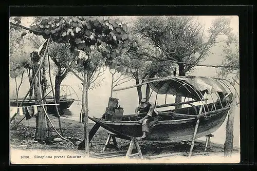 AK Rivapiana presso Locarno, Uferpartie mit Booten