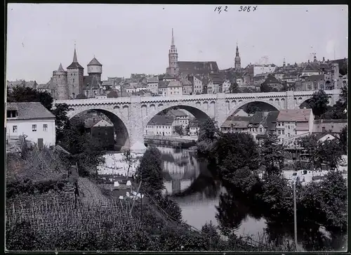 Fotografie Brück & Sohn Meissen, Ansicht Bautzen, Blick auf die Kronprinzenbrücke und der Stadt