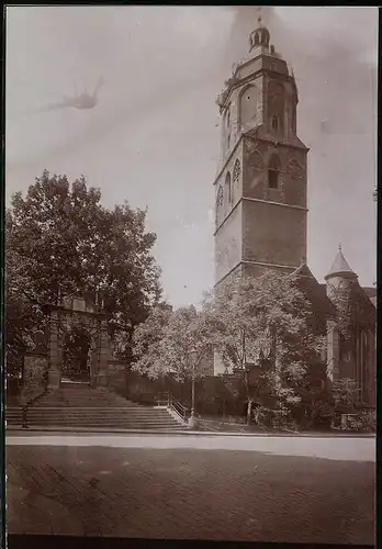 Fotografie Brück & Sohn Meissen, Ansicht Meissen i. Sa., Blick zur Frauenkirche und dem Tuchmachertor