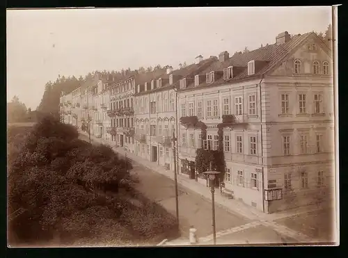 Fotografie Brück & Sohn Meissen, Ansicht Marienbad, Partie an der Moorlager Strasse mit Hotel Paradies