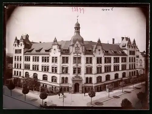 Fotografie Brück & Sohn Meissen, Ansicht Naumburg / Saale, Blick auf die Kaserne des Magdeburger Jäger-Bataillon Nr. 4